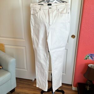 Never worn straight leg jean